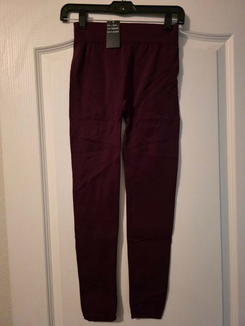 NWT Maze Collection Fleece Lined Leggings Size 2X/3X Burgundy